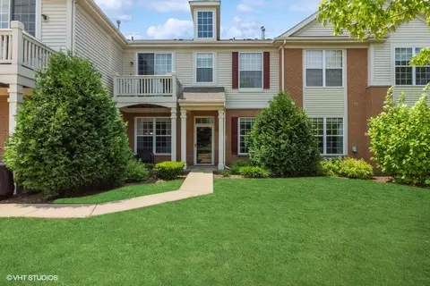 4211 Savoy Ln #4211, Mchenry, IL 60050
