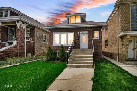 2520 S 59th Ct, Cicero, IL 60804