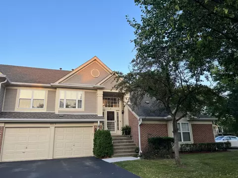 425 Cobbler Ct #3, Bartlett, IL 60103