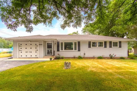 16337 S Lily Cache Rd, Plainfield, IL 60586