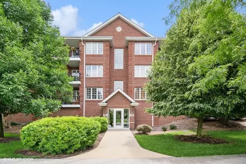 17935 Oak Park Ave #2C, Tinley Park, IL 60477