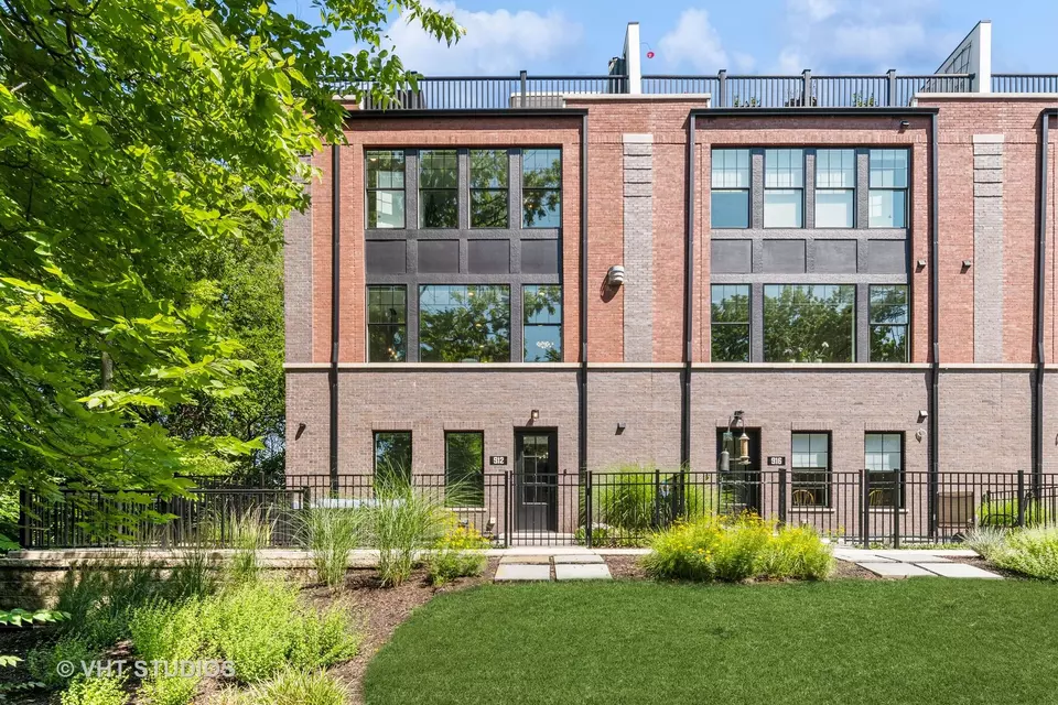 912 E Chicago Ave, Naperville, IL 60540 75 Photos Movoto