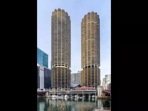300 N State St #4303, Chicago, IL 60654