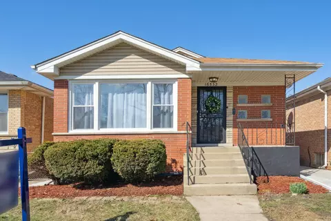 16532 Emerald Ave, Harvey, IL 60426