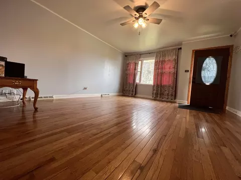 2323 W 157th St, Markham, IL 60426 photo 2