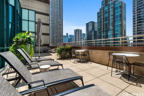 100 E Huron St #1205, Chicago, IL 60611 photo 14