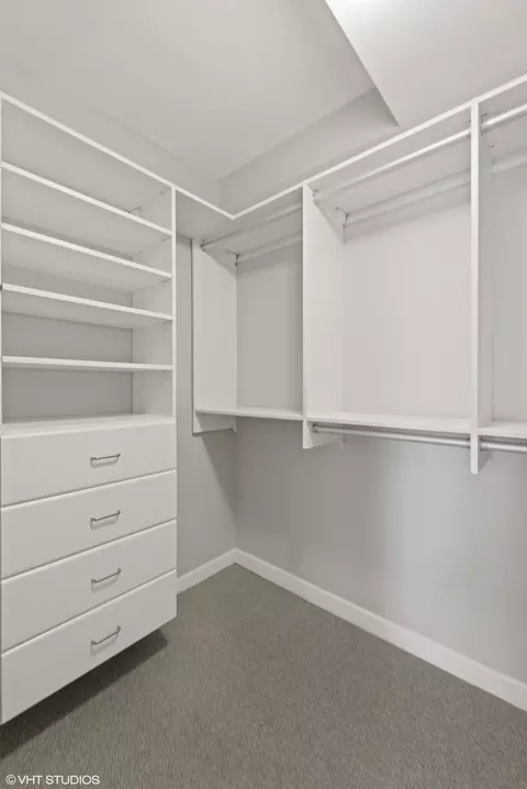 100 E Huron St #1205, Chicago, IL 60611 photo 9