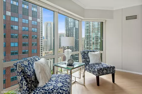 100 E Huron St #1205, Chicago, IL 60611 photo 4