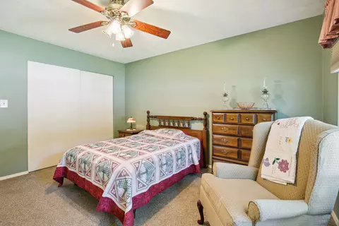 2702 Hathaway Dr, Champaign, IL 61821 photo 13