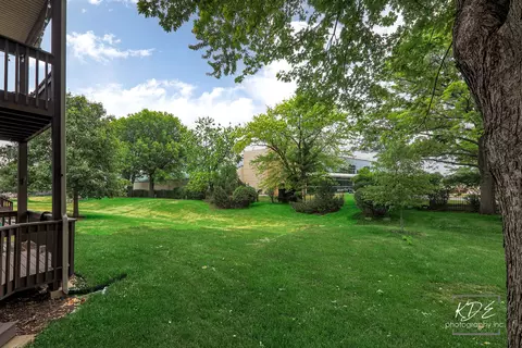 1215 Oakleaf Ct, Aurora, IL 60506 photo 23