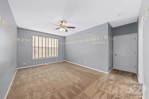 1215 Oakleaf Ct, Aurora, IL 60506 photo 11
