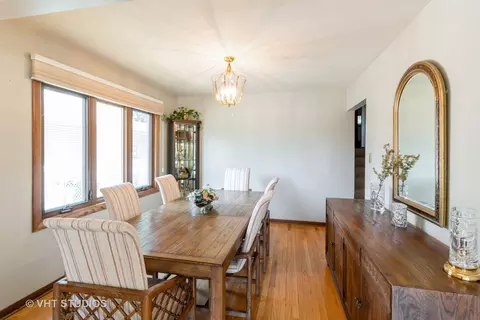 1620 Victoria Ave, Berkeley, IL 60163 photo 4