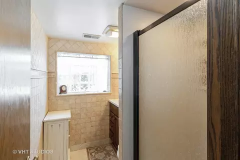 1620 Victoria Ave, Berkeley, IL 60163 photo 14
