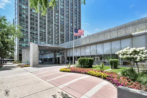 3600 N Lake Shore Dr #1918, Chicago, IL 60613