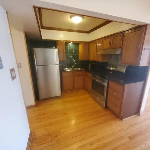 7216 W 59th St, Summit, IL 60501 photo 2