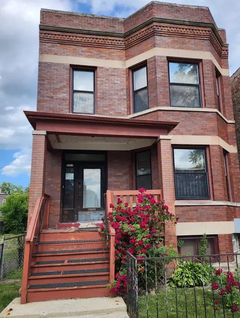 7031 S Carpenter St, Chicago, IL 60621