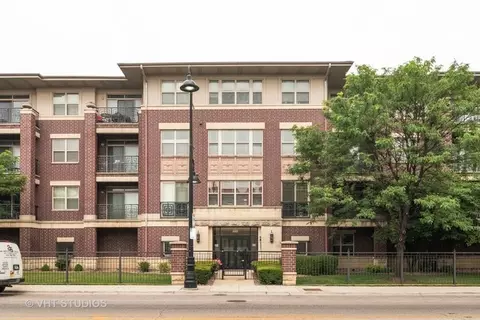 6436 Roosevelt Rd #216, Oak Park, IL 60304