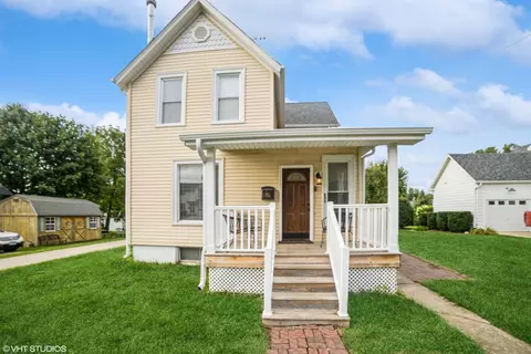 453 Exchange St, Sycamore, IL 60178