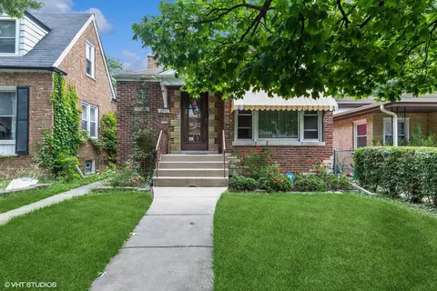 14511 S Wabash Ave, Riverdale, IL 60827