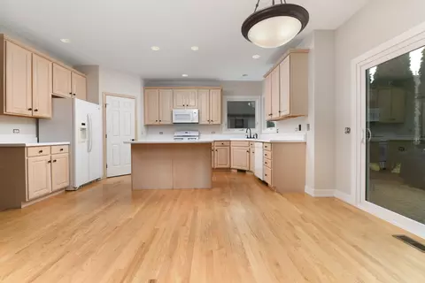 1345 Tunbridge Trl, Algonquin, IL 60102 photo 10