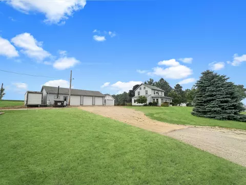 1288 W Mcconnell Rd, Freeport, IL 61032