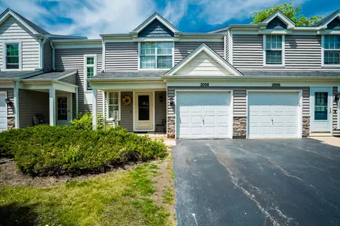 2008 College Green Dr #2008, Elgin, IL 60123