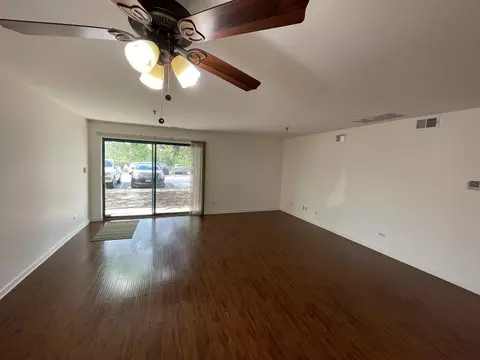 3265 Kirchoff Rd #121, Rolling Meadows, IL 60008 photo 5