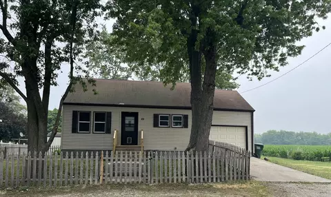 25 2nd Ave, South Wilmington, IL 60474