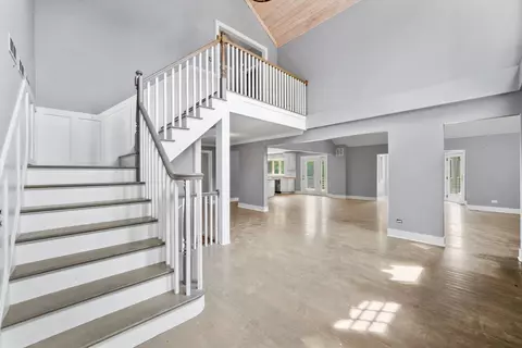 740 E Hickory Ave, Addison, IL 60101 photo 5