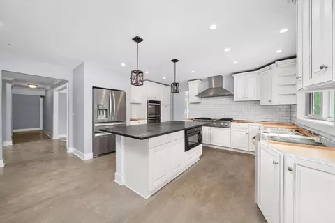 740 E Hickory Ave, Addison, IL 60101 photo 11