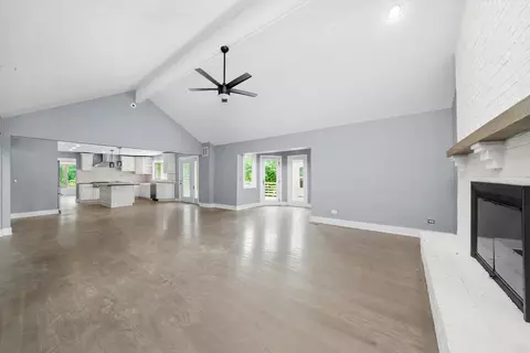 740 E Hickory Ave, Addison, IL 60101 photo 7