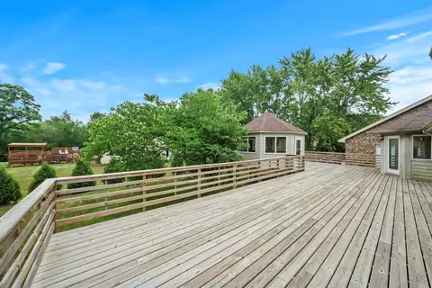 740 E Hickory Ave, Addison, IL 60101 photo 38