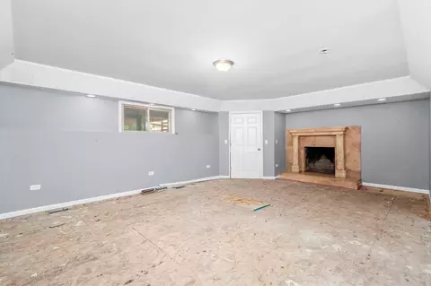 740 E Hickory Ave, Addison, IL 60101 photo 21
