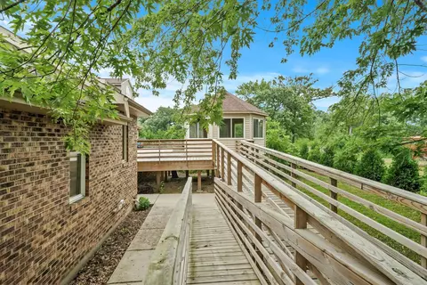 740 E Hickory Ave, Addison, IL 60101 photo 40