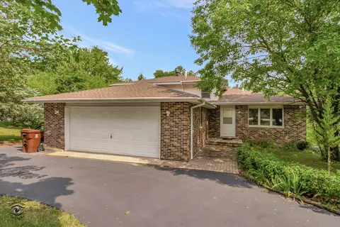 427 Connor Ave, Lockport, IL 60441