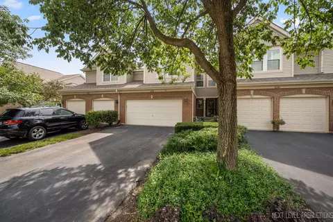 6138 Dixon Dr, Lisle, IL 60532