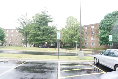 1475 Rebecca Dr #118, Hoffman Estates, IL 60169