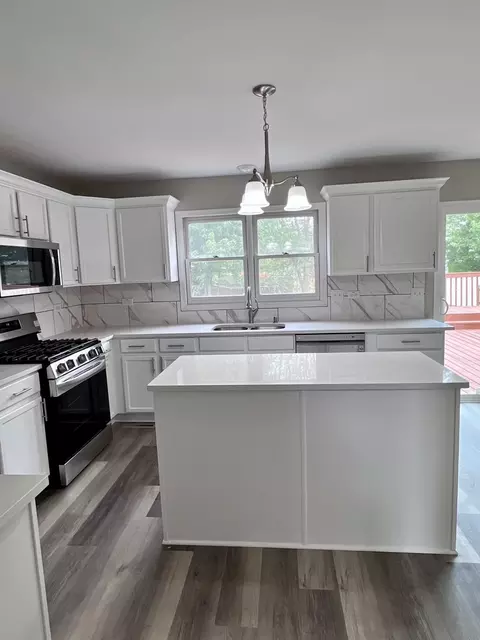 1820 Olde Mill Rd, Plainfield, IL 60586 photo 5