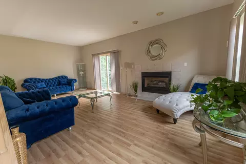 Undisclosed, Hazel Crest, IL 60429 photo 6
