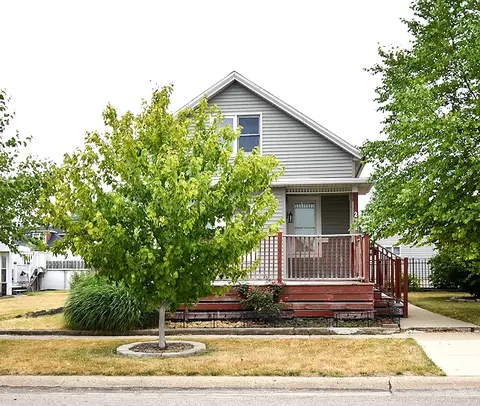 214 20th Ave, Ottawa, IL 61350