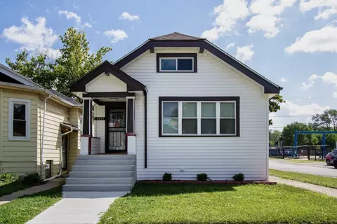 10859 S Eggleston Ave, Chicago, IL 60628