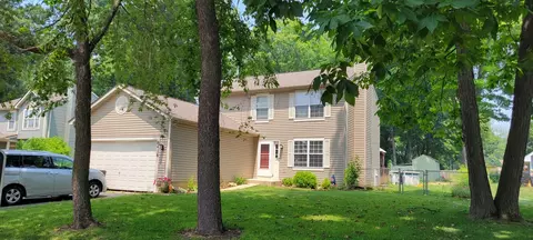 8416 Birch St, Fox Lake, IL 60020