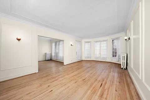 2219 E 70th Pl #3D, Chicago, IL 60649 photo 2