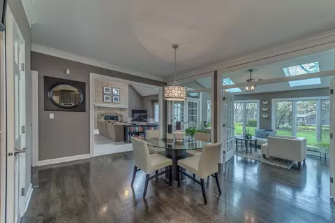 31 Oak Bluff Ct, Naperville, IL 60565 photo 13
