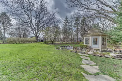 31 Oak Bluff Ct, Naperville, IL 60565 photo 38