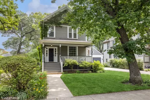 344 N Grove Ave, Oak Park, IL 60302