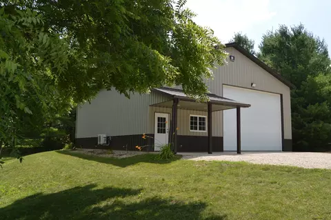576 Blackfoot Pass, Danvers, IL 61732 photo 4