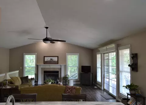 576 Blackfoot Pass, Danvers, IL 61732 photo 9