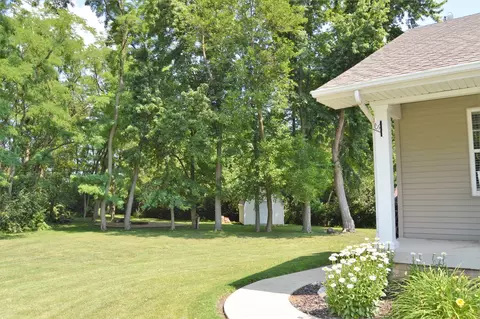 576 Blackfoot Pass, Danvers, IL 61732 photo 46