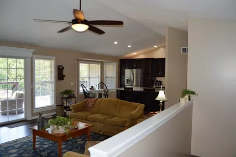 576 Blackfoot Pass, Danvers, IL 61732 photo 13